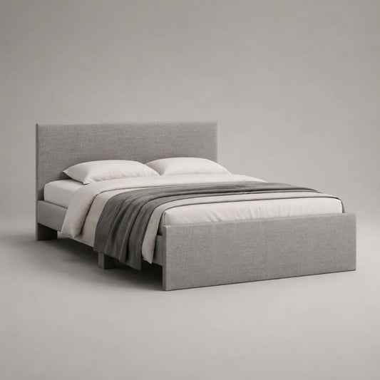 Letto matrimoniale imbottito in tessuto grigio chiaro con rete a doghe e piedini neri, 174 x 216 x 110 cm, per materasso 160 x 200 cm